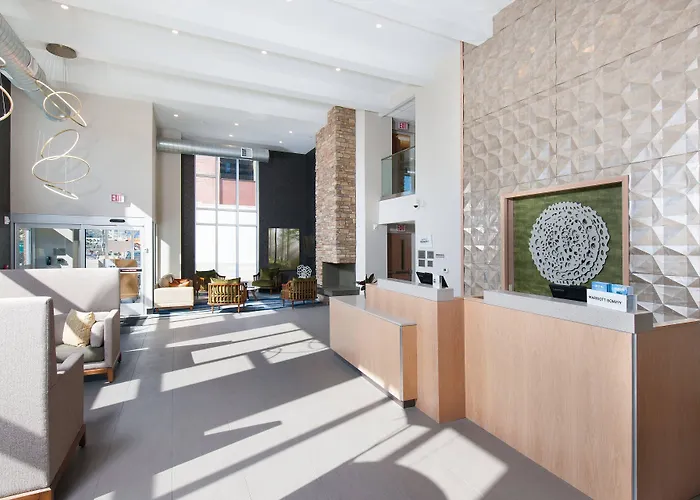 Hotel Fairfield By Marriott Downtown