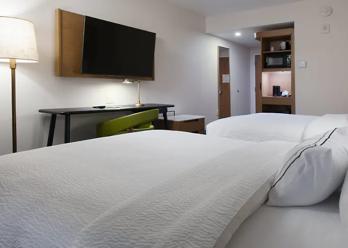 Hotel Fairfield By Marriott Downtown Pittsburgh