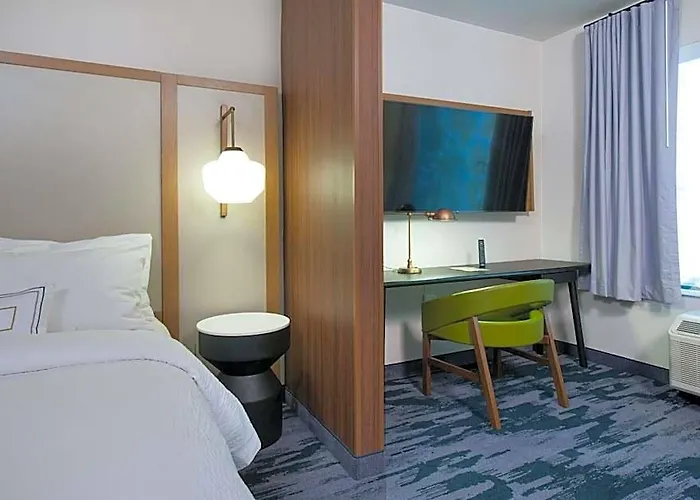 Hotel Fairfield By Marriott Downtown