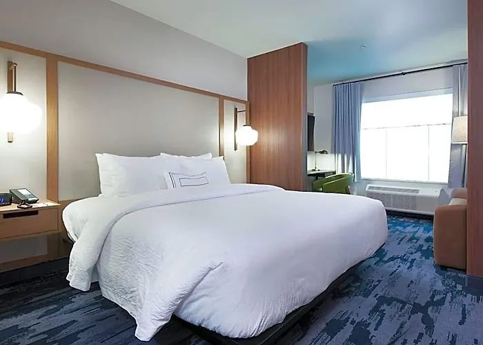 Fairfield By Marriott Downtown Hotel 3*