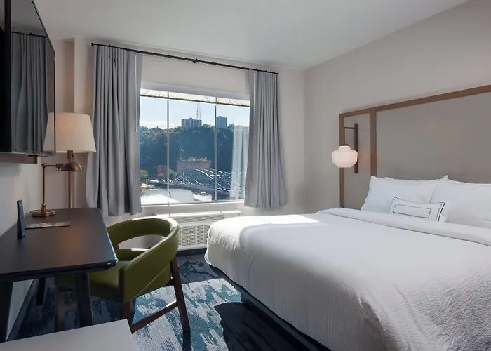 Hotel Fairfield By Marriott Downtown 3*
